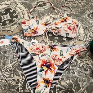 2 Cupshe Swimsuits
